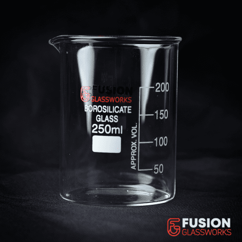 Borosilicate Graduated Glass Beaker with Spout - Xtractor Depot